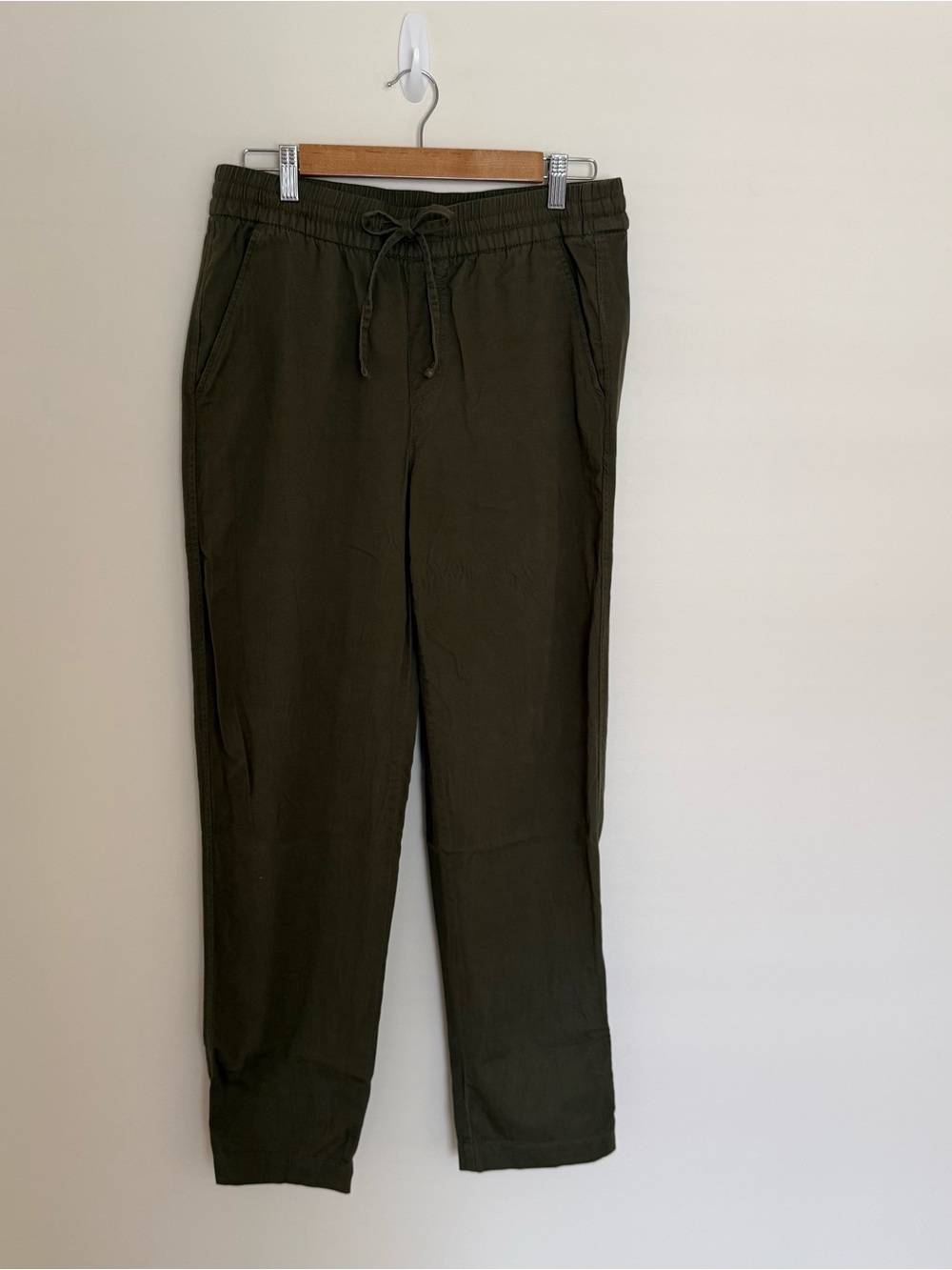 Women’s Olive Drawstring Pants